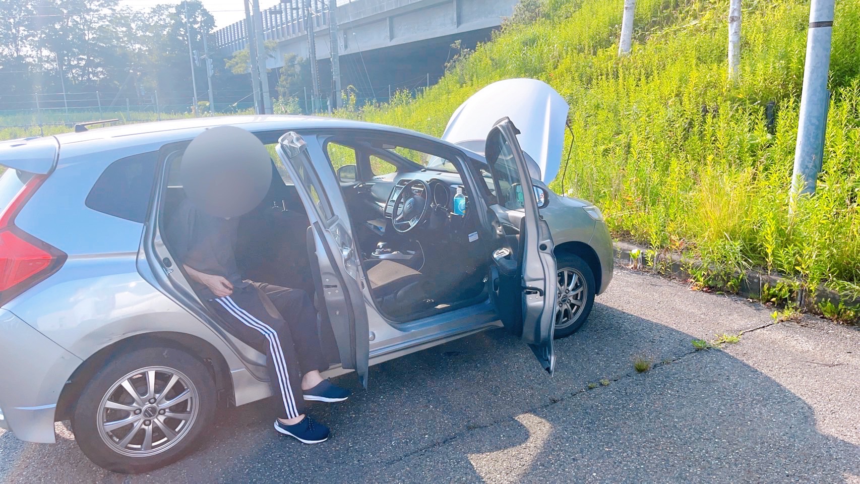 長期距離運転で車両トラブル